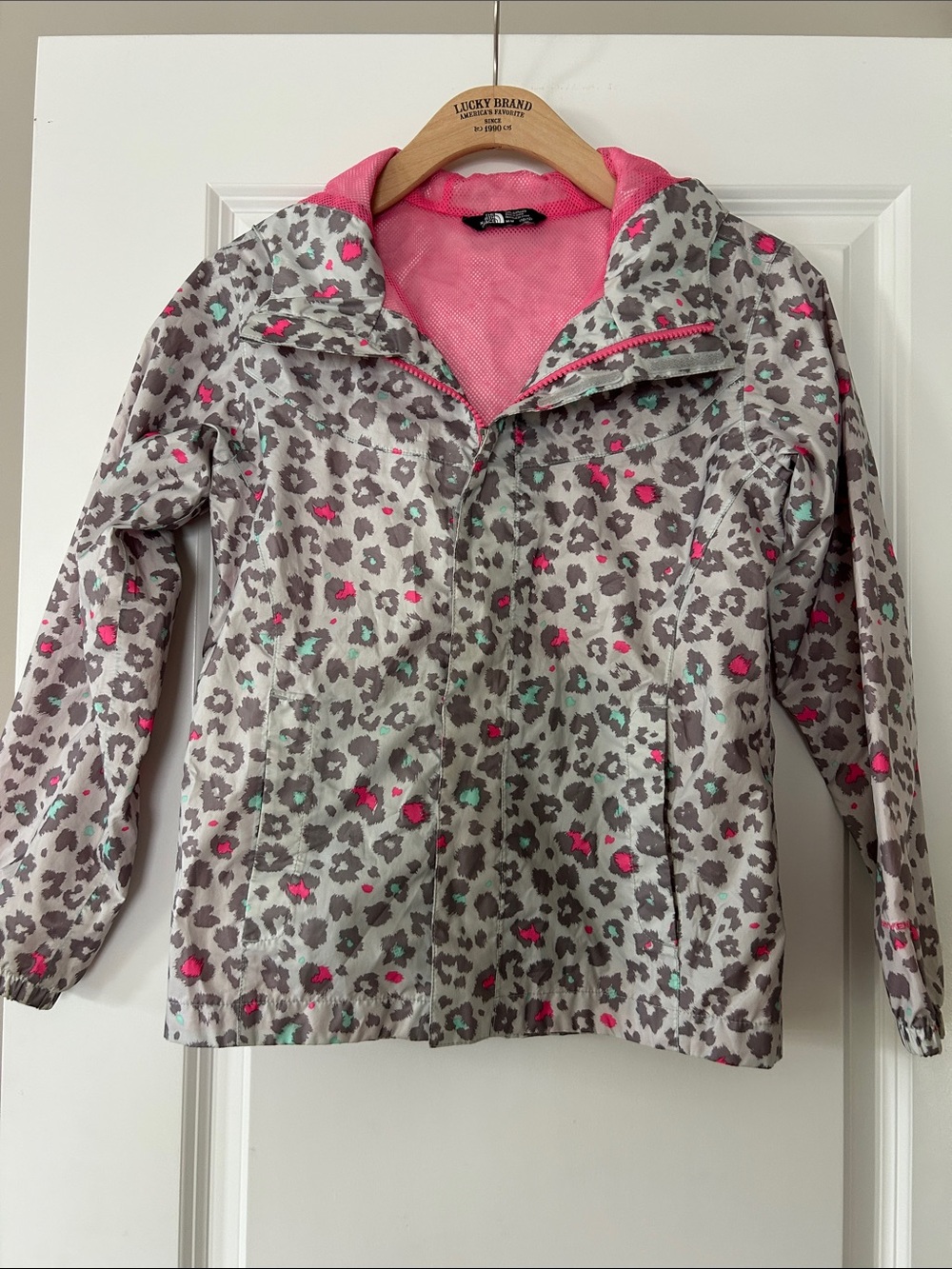 North Face Leopard Print Rain Jacket Sz M (10/12) w MEASUREMENTS Hood Grey Pink